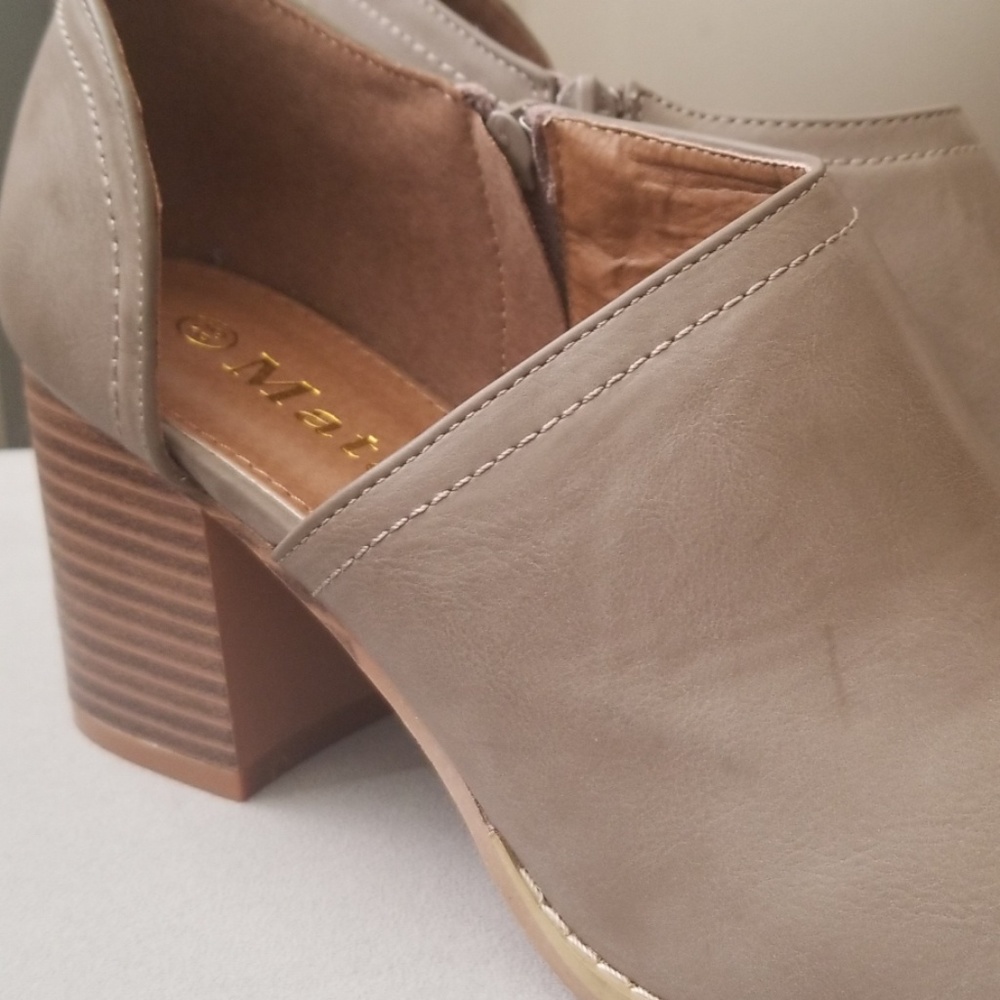 Tan booties - Picture 2 of 3